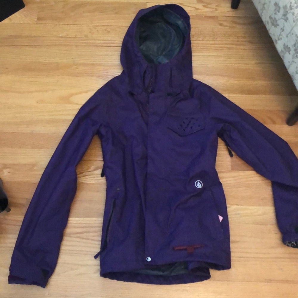 Volcom woman hooded ski or snowboard jacket